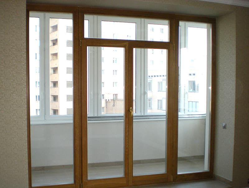 Преимущества и недостатки деревянной двери на балкон. Балконные двери из дерева