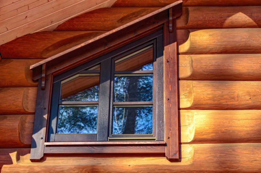 Остекление деревянного бревенчатого дома польскими окнами